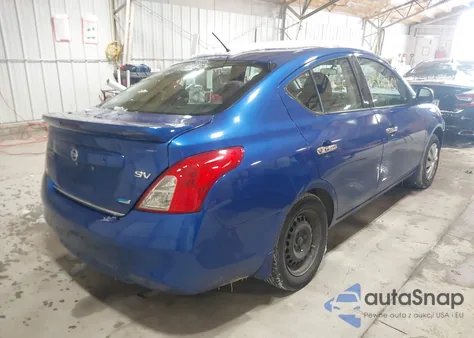 2014 Nissan Versa 1.6 Sv z USA, uszkodzony, nr VIN 3N1CN7AP3EL838118